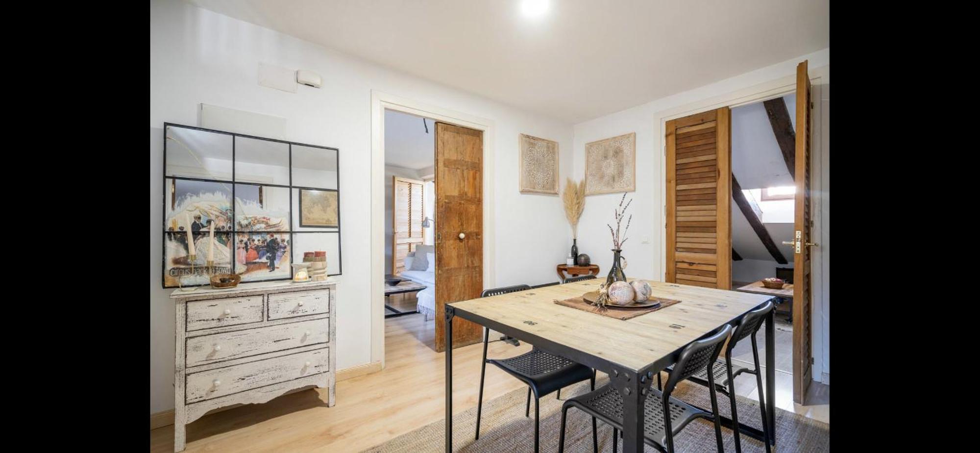Apartment In Monumental Square Madrid Center Экстерьер фото