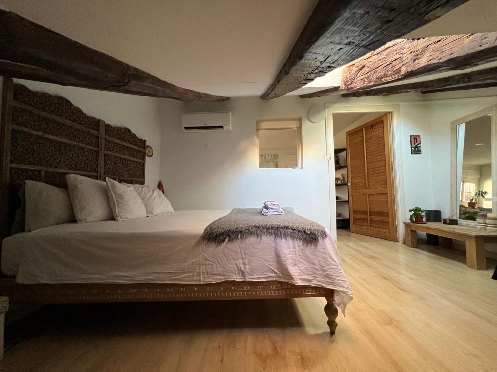Apartment In Monumental Square Madrid Center Экстерьер фото