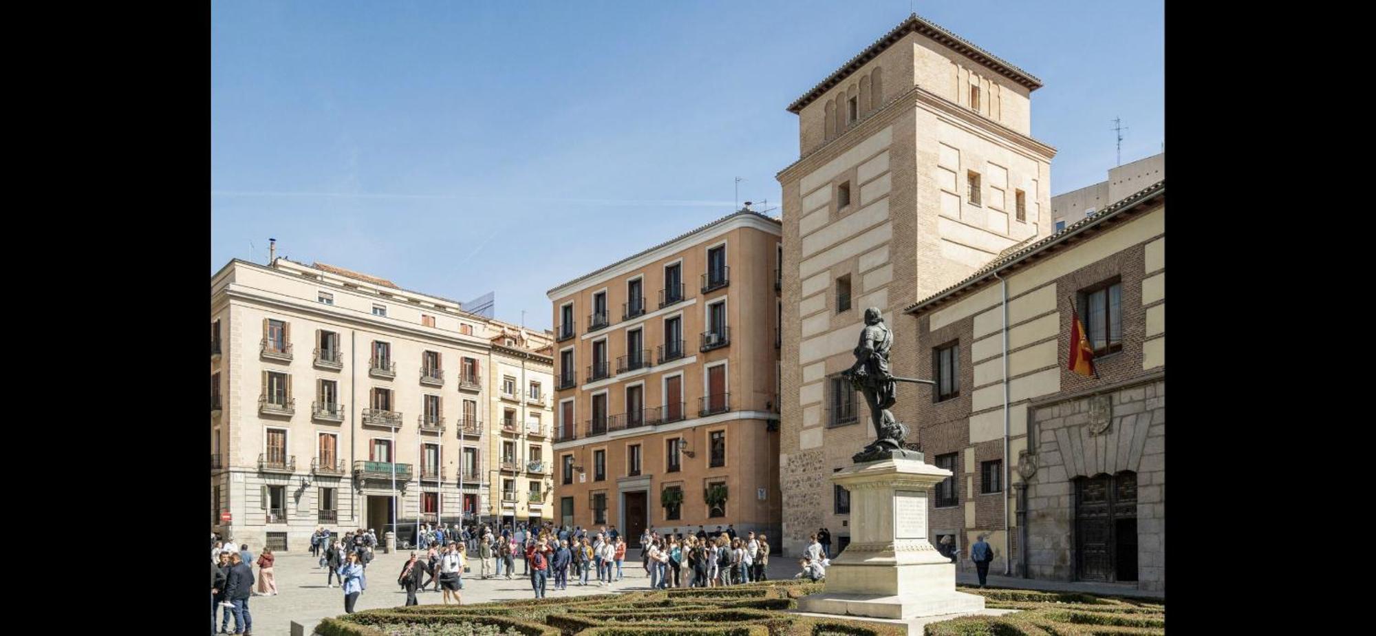 Apartment In Monumental Square Madrid Center Экстерьер фото