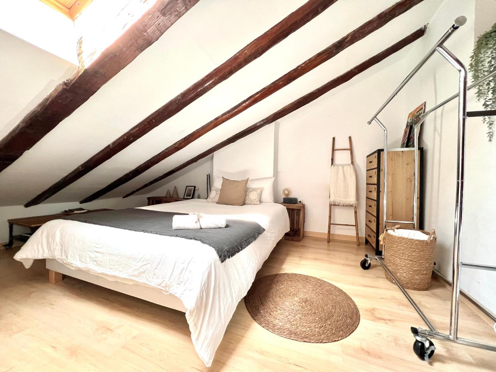 Apartment In Monumental Square Madrid Center Номер фото